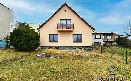 Prodej domu 250 m² s pozemkem 846 m², Nezvalova, Benešov