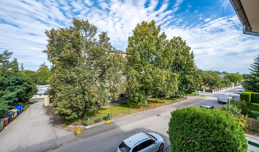 Prodej bytu 2+1 72 m², Velešín – náhled fotky 22