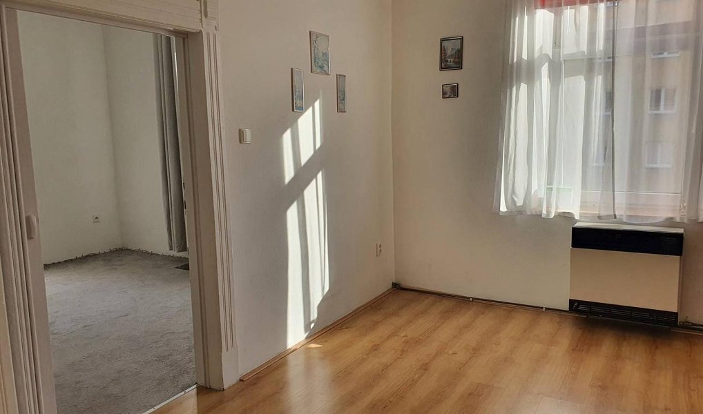 Pronájem bytu 2+kk 40 m², Plzeň – náhled fotky 3
