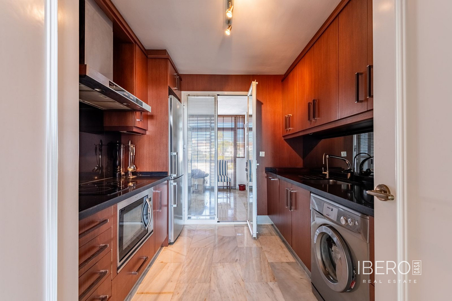 Piso 3+kk – Estepona, Saladillo-Benamara - Más