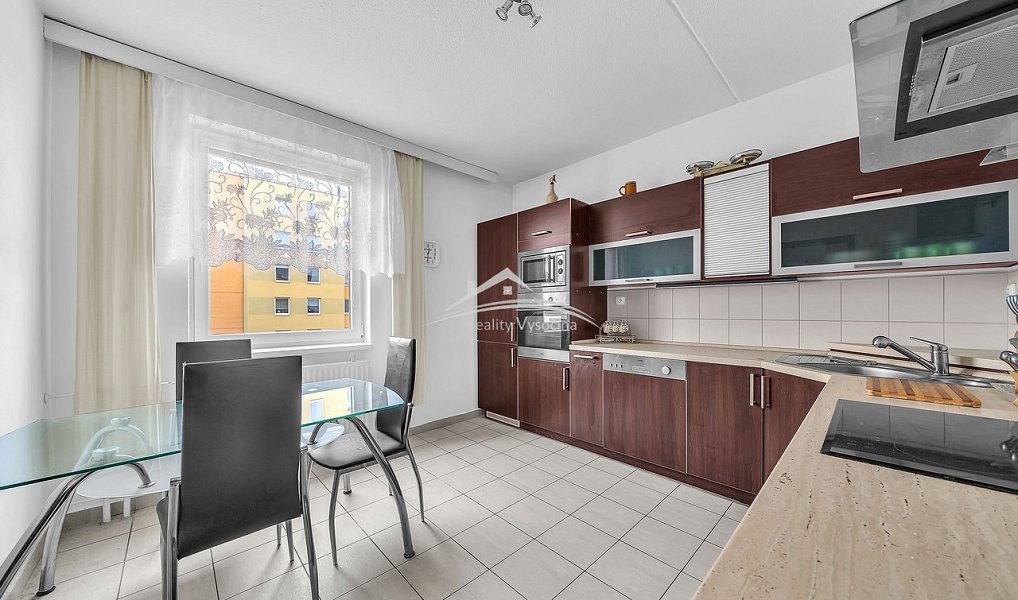 Prodej bytu 3+1 70 m², Třeboň – náhled fotky 5