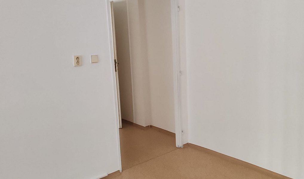 Pronájem obchodních prostor 73 m², Jablonec nad Nisou – náhled fotky 10