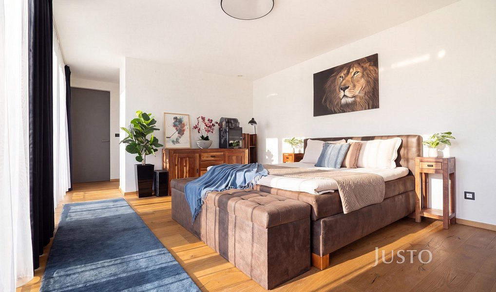 Prodej domu 349 m² s pozemkem 1 385 m², Ohrobec – náhled fotky 15