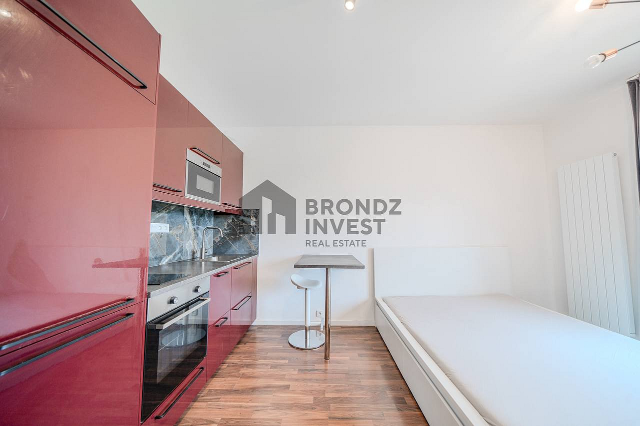 Pronájem bytu 1+kk 25 m² — photo 4