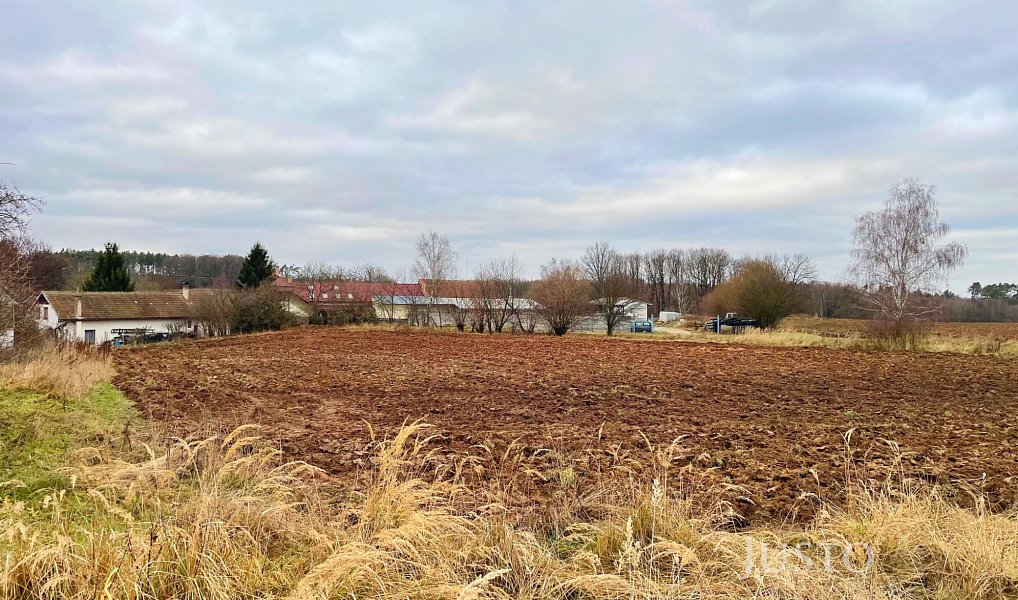 Prodej stavebního pozemku 1 147 m², Lipoltice – náhled fotky 8