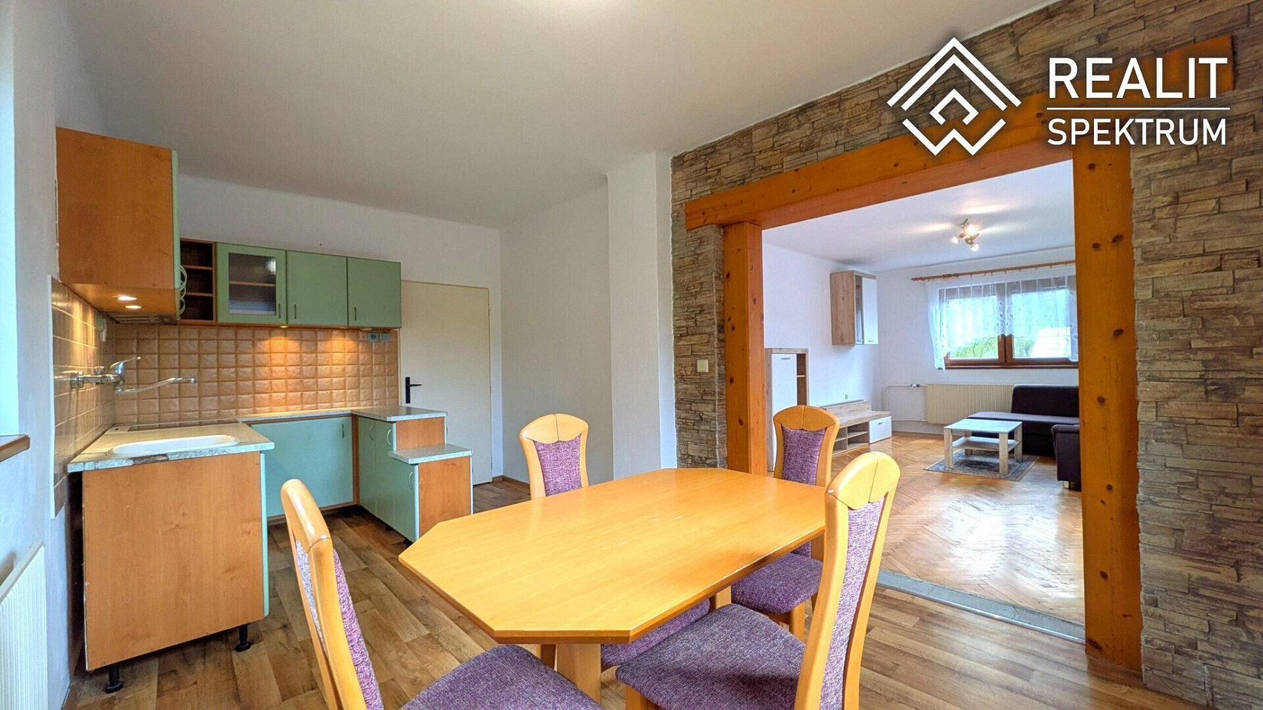 Prodej domu 209 m² s pozemkem 1 148 m² – fotografie 3