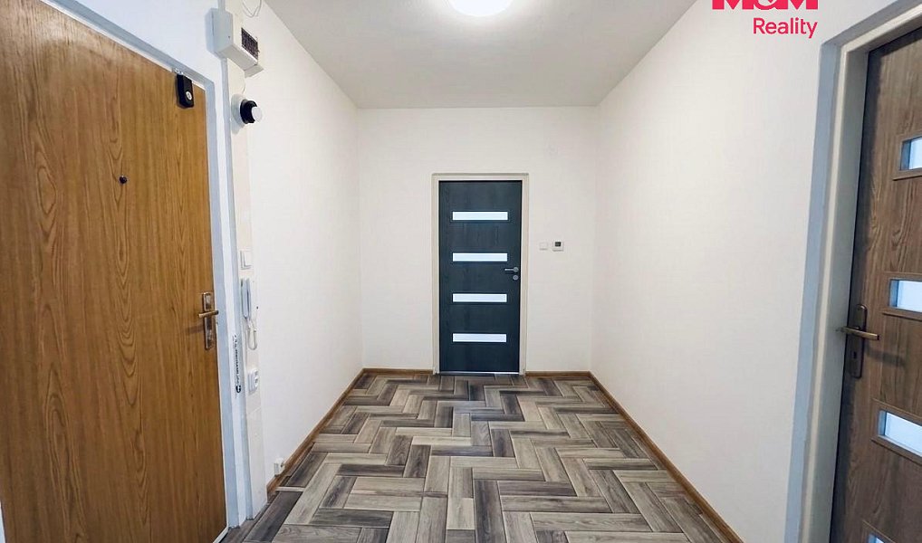 Pronájem bytu 2+1 61 m², Chomutov – náhled fotky 4