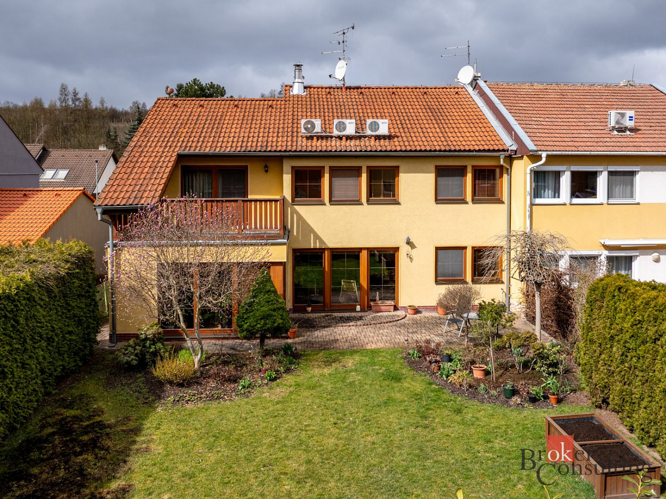 Prodej domu 239 m² s pozemkem 299 m²