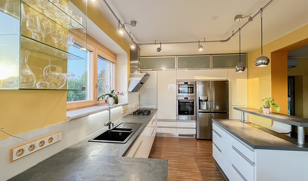 Prodej domu 223 m² s pozemkem 1 552 m², Brno – náhled fotky 48
