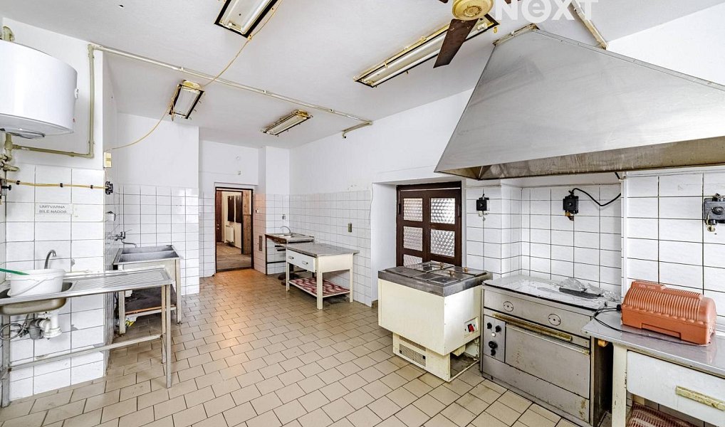 Prodej domu 325 m² s pozemkem 250 m², Jaroměř – náhled fotky 8