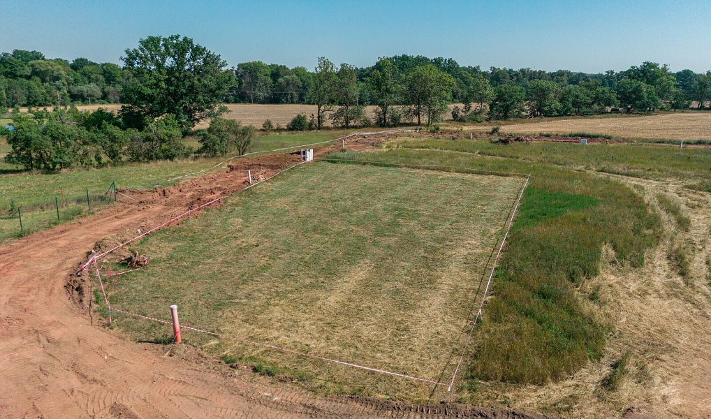 Prodej stavebního pozemku 980 m², Nezabylice – náhled fotky 3