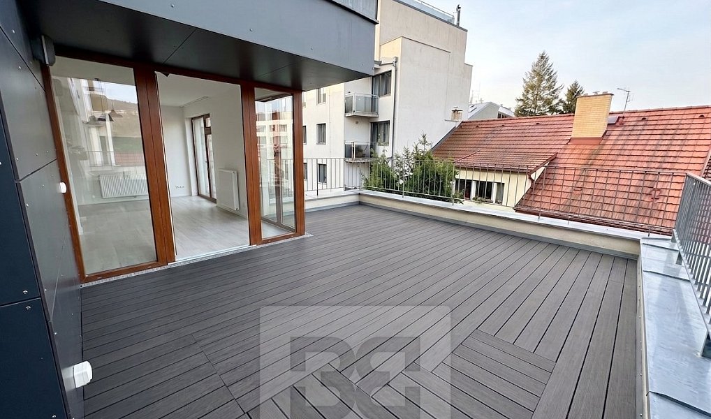 Pronájem bytu 3+kk 138 m², Praha – náhled fotky 18