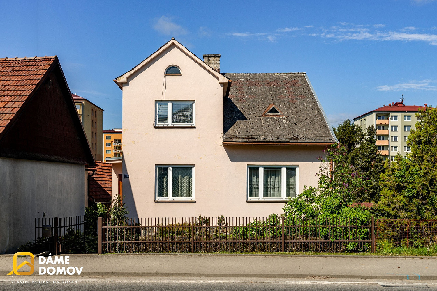 Prodej domu 170 m² s pozemkem 923 m²