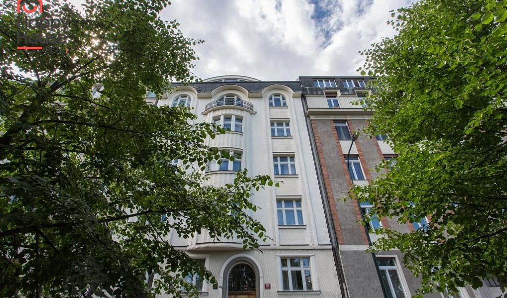 Pronájem bytu 5+kk 250 m², Praha – náhled fotky 16