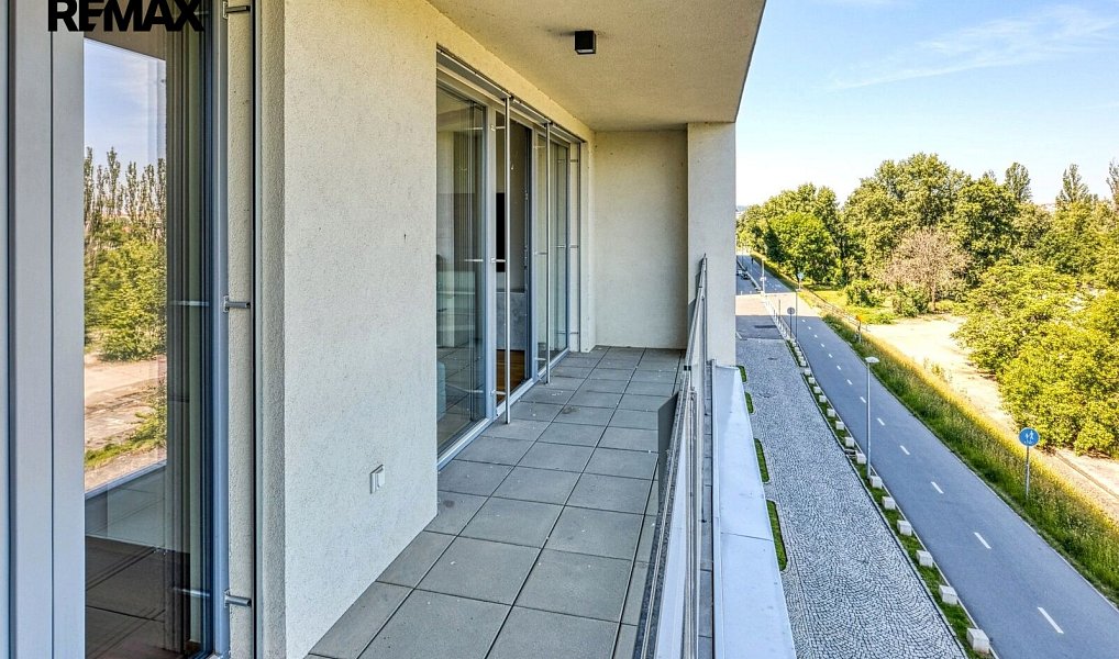 Pronájem bytu 4+kk 103 m², Praha – náhled fotky 7