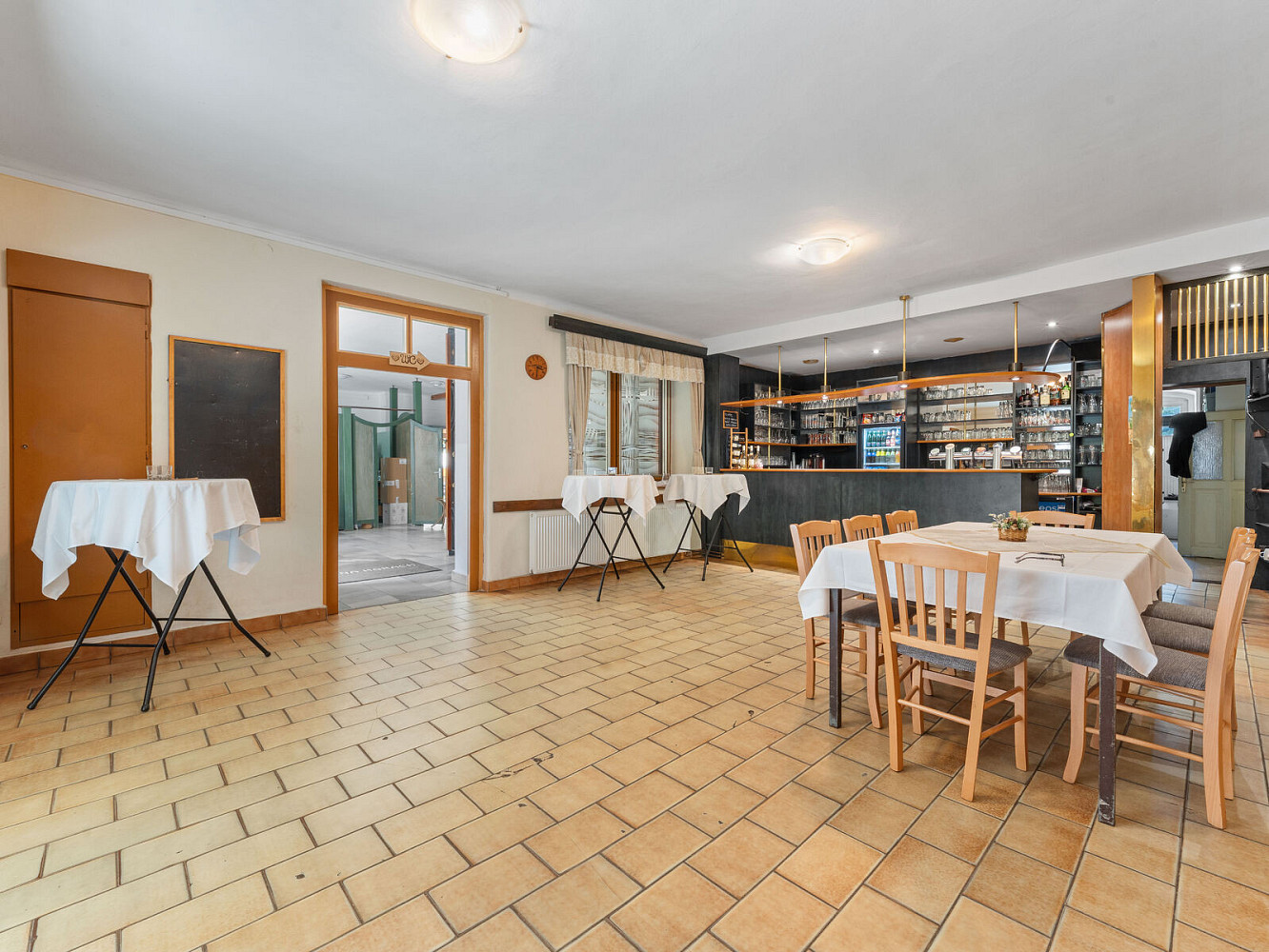 Prodej restaurace 827 m² – fotografie 5