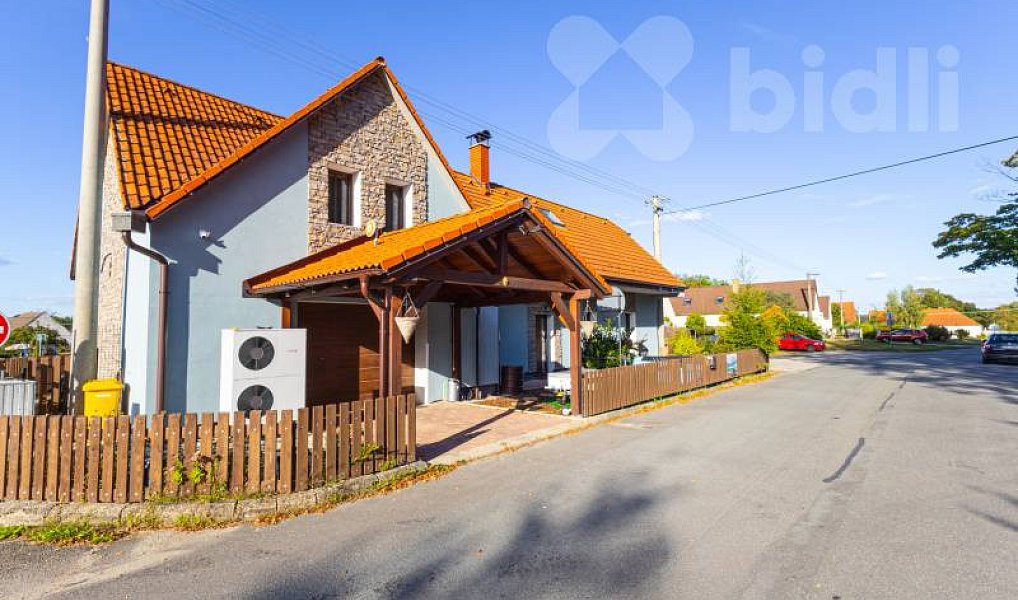 Prodej domu 180 m² s pozemkem 338 m², Lužnice – náhled fotky 31