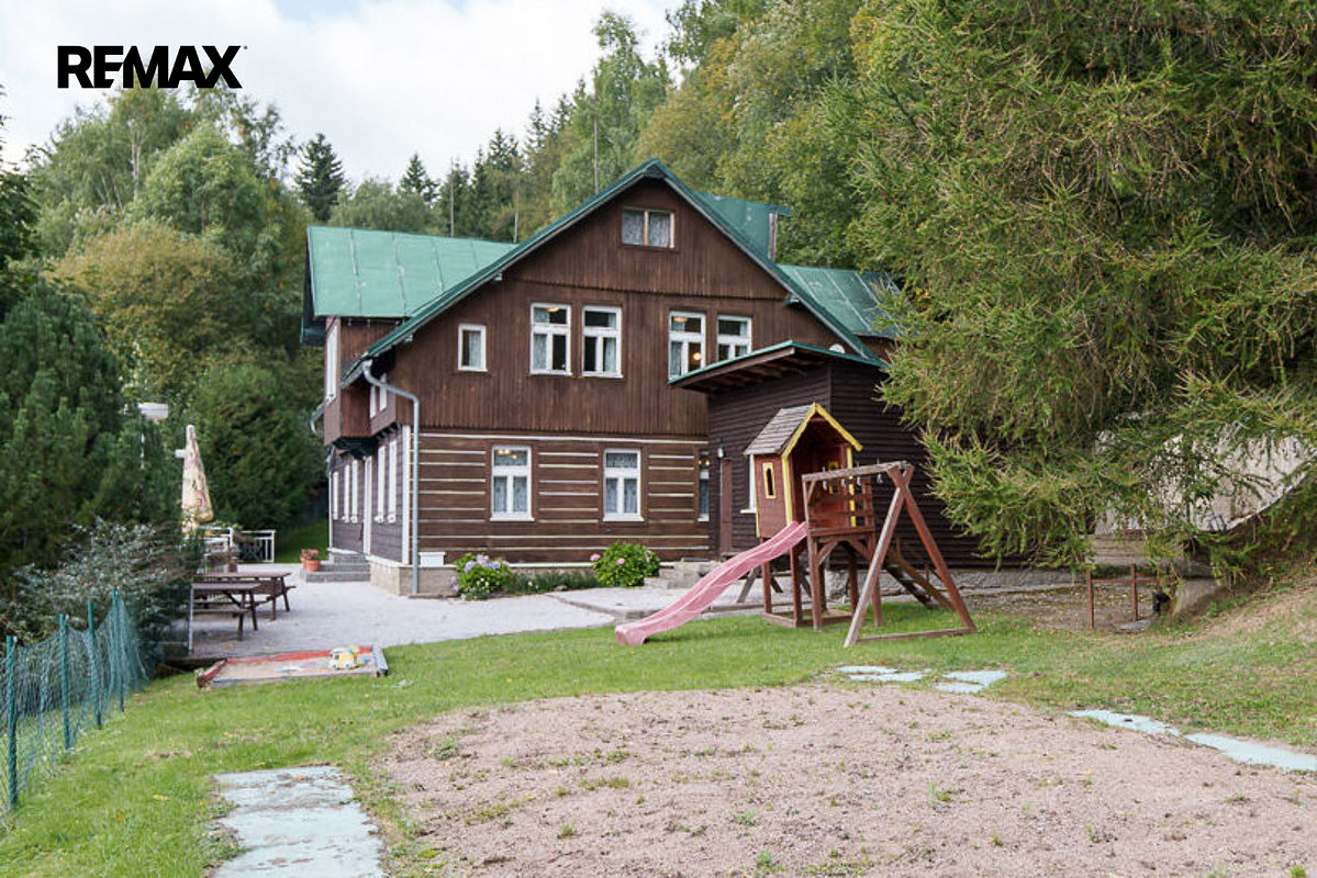 Prodej chaty/chalupy 584 m² s pozemkem 21 318 m²