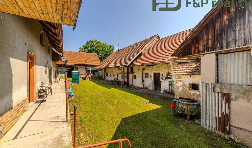 Prodej domu 300 m² s pozemkem 795 m², Zádolí – náhled fotky 4