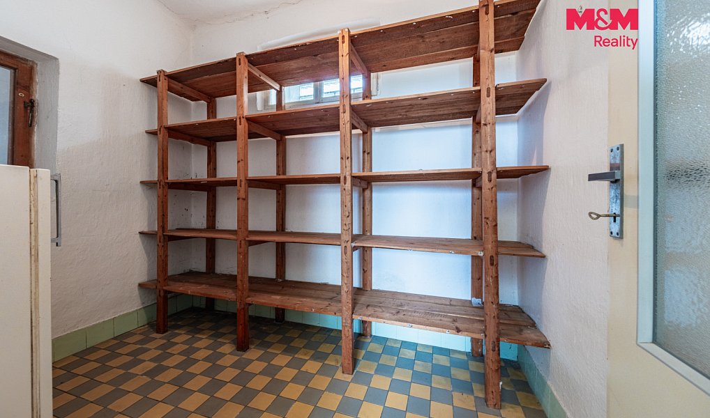 Prodej domu 236 m² s pozemkem 3 986 m², Březnice – náhled fotky 17