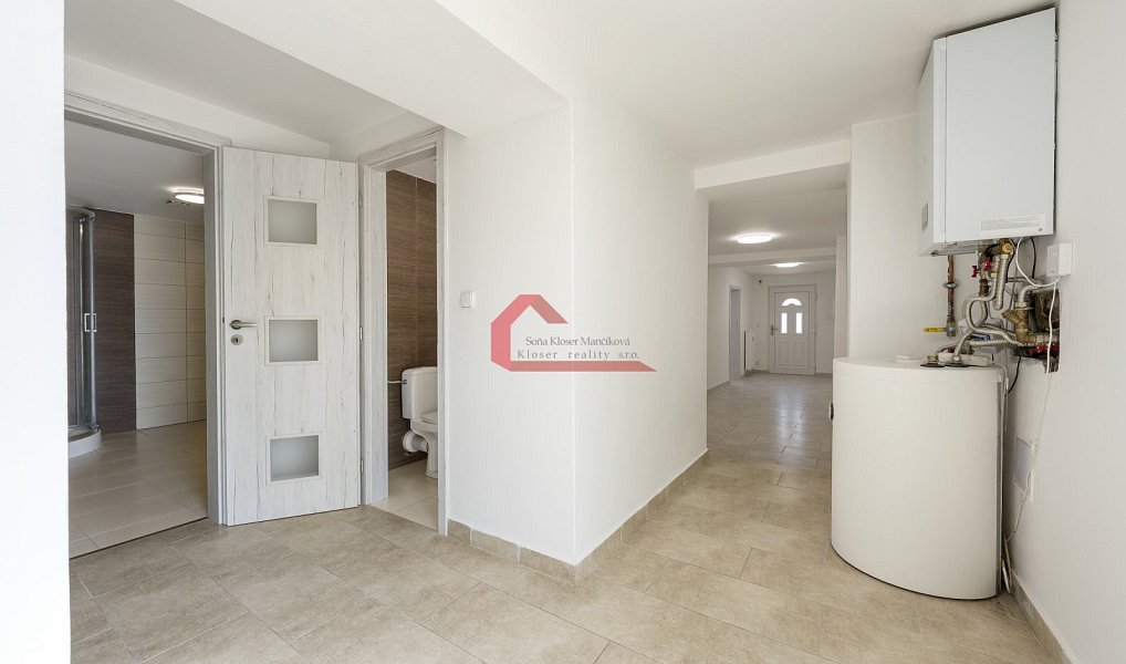 Prodej domu 299 m² s pozemkem 1 352 m², Zaječí – náhled fotky 14
