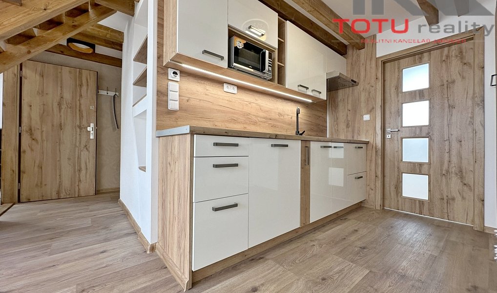 Pronájem bytu 3+kk 67 m², Jaroměř – náhled fotky 3