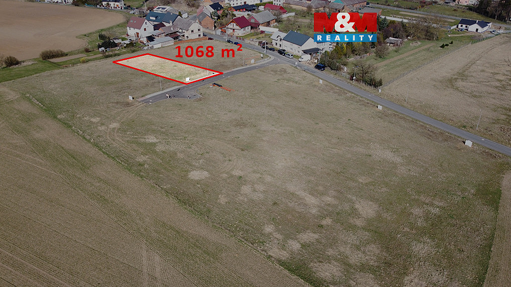 Prodej stavebního pozemku 1 072 m²
