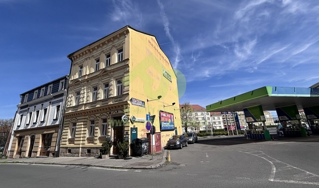 Prodej domu 776 m² s pozemkem 192 m², Plzeň – náhled fotky 37