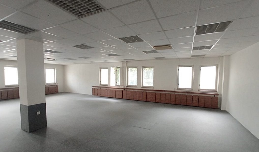Pronájem obchodních prostor 186 m², Havířov – náhled fotky 2