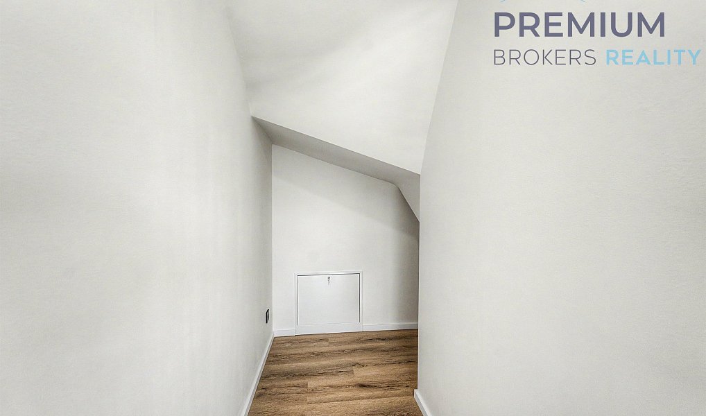 Prodej domu 102 m² s pozemkem 92 m², Nové Strašecí – náhled fotky 25