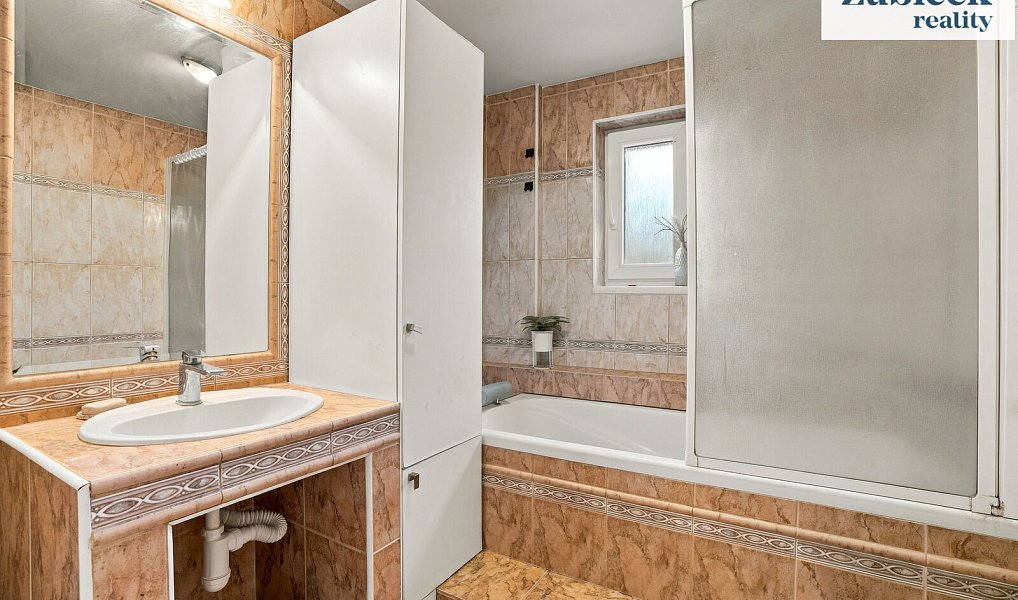 Prodej domu 120 m² s pozemkem 1 247 m², Zlín – náhled fotky 19