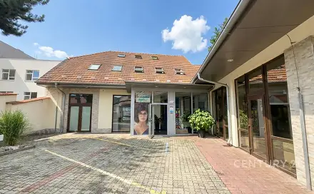 Prodej komerčního objektu (jiného typu) 758 m², Hlavní, Brno - Komín