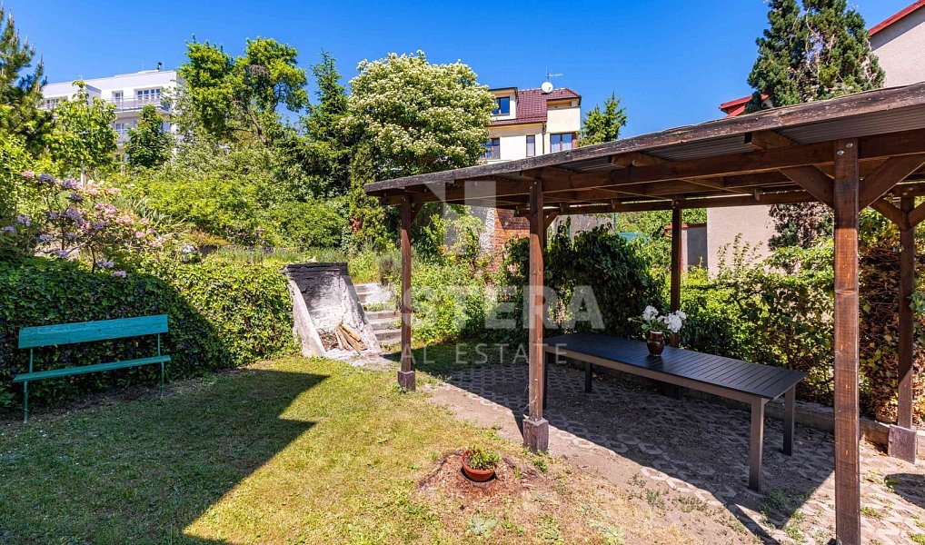 Prodej nájemního domu, činžáku 397 m², Praha – náhled fotky 14