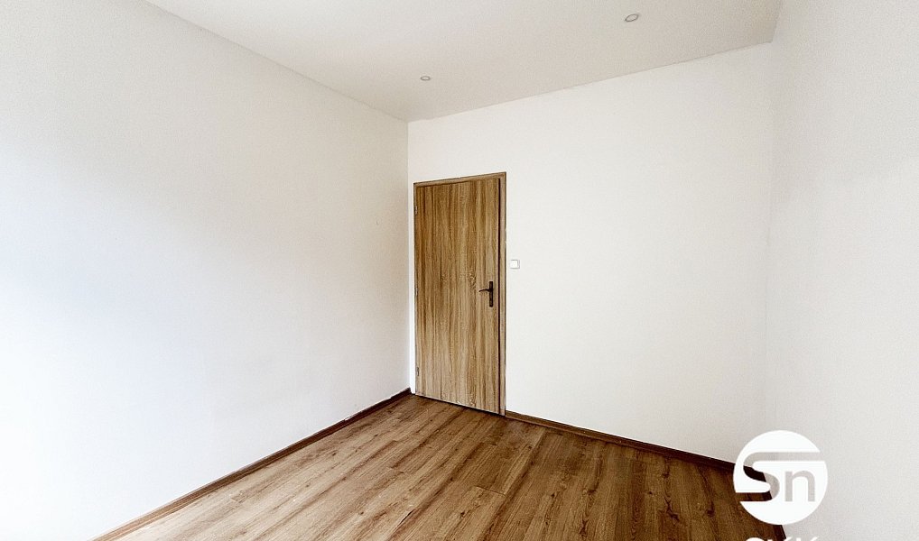Pronájem bytu 3+1 67 m², Dobrovice – náhled fotky 6