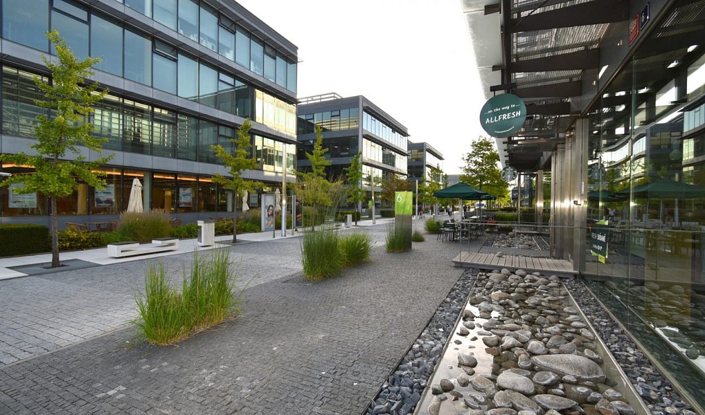 Pronájem kanceláře 1 057 m², Vestec – náhled fotky 8