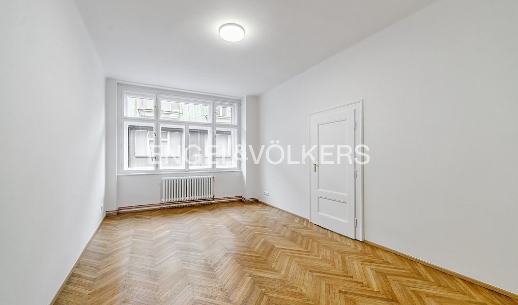 Pronájem bytu 3+1 120 m², Praha – náhled fotky 6