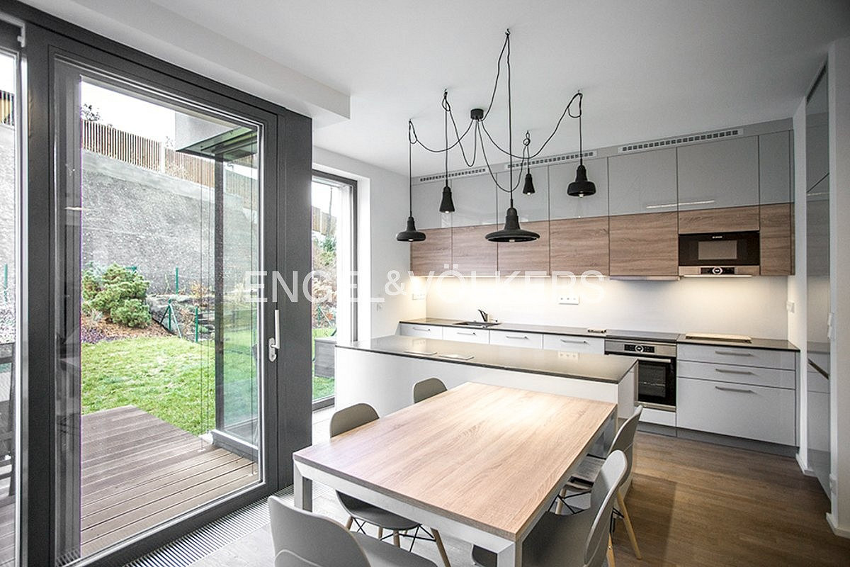 Pronájem domu 165 m² s pozemkem 170 m² — photo 3