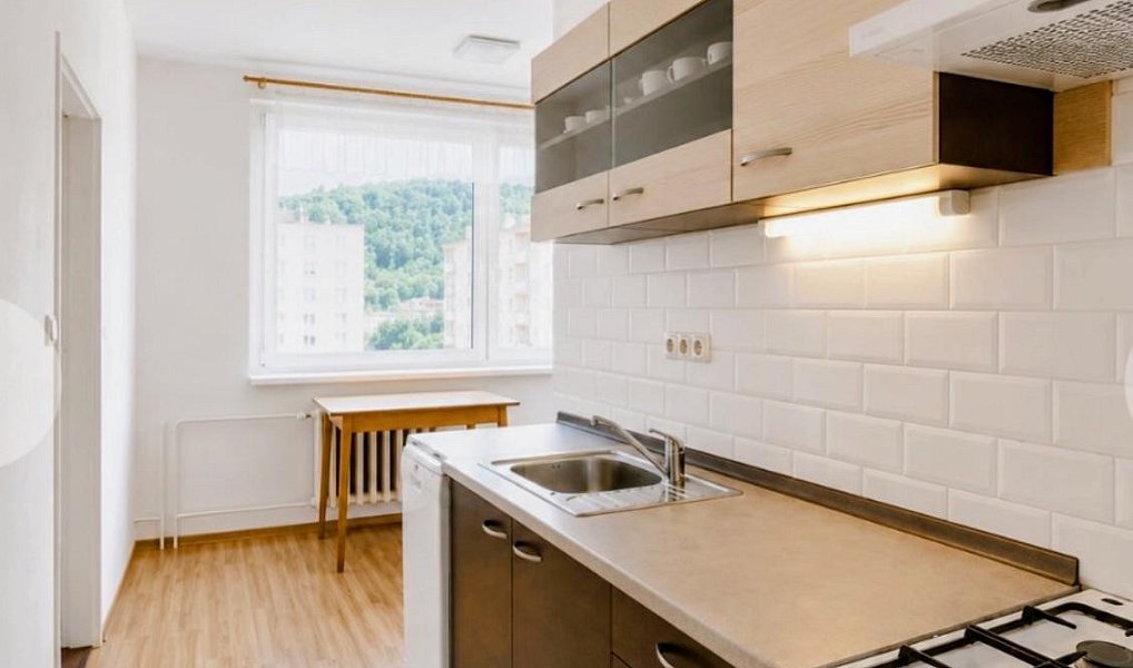 Prodej bytu 2+1 62 m², Krupka – náhled fotky 2