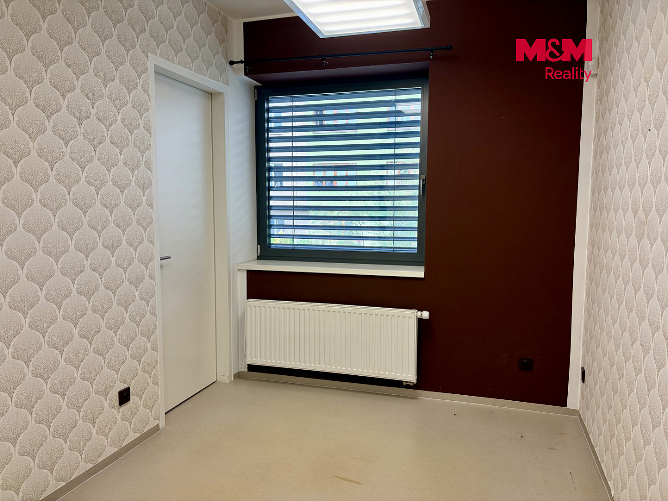 Pronájem obchodních prostor 10 m² – fotografie 3