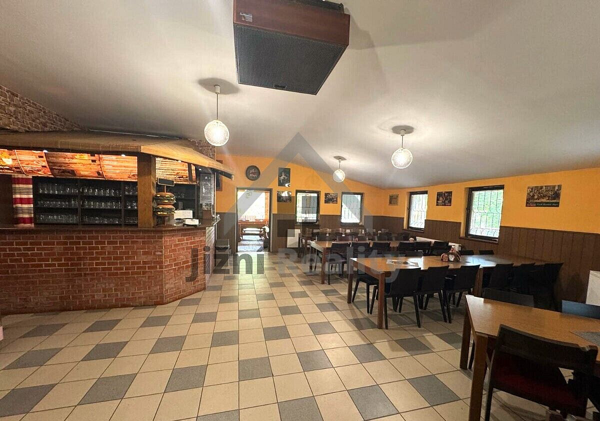 Prodej restaurace 400 m² – fotografie 5