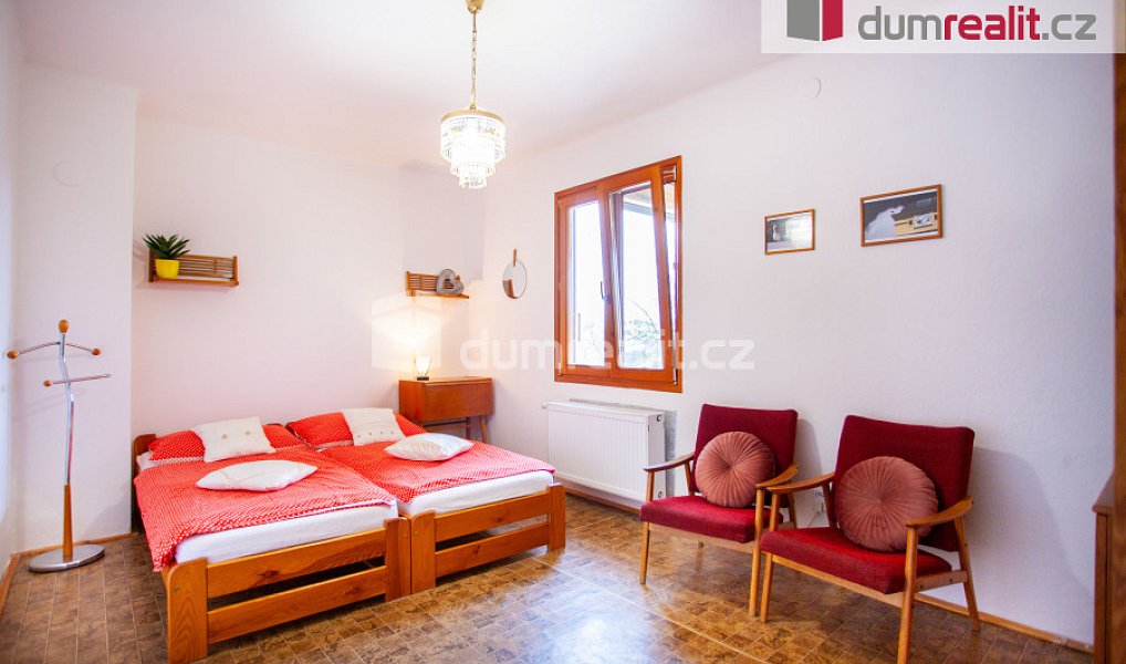 Prodej domu 321 m² s pozemkem 947 m², Netolice – náhled fotky 16