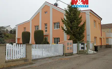 Pronájem bytu 2+1 55 m², Textilní, Jičín - Valdické Předměstí