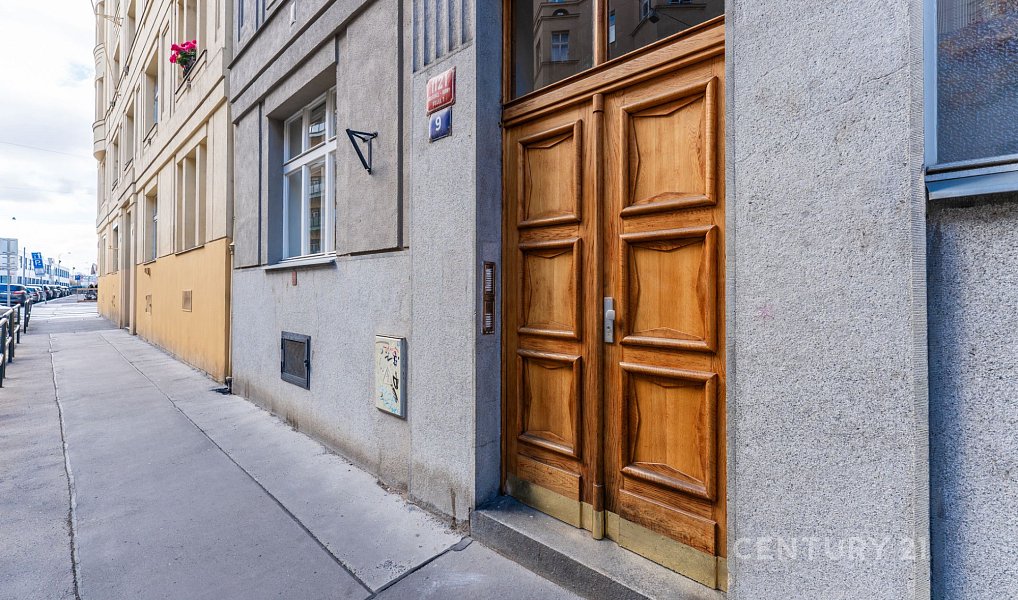 Prodej bytu 2+1 95 m², Praha – náhled fotky 22