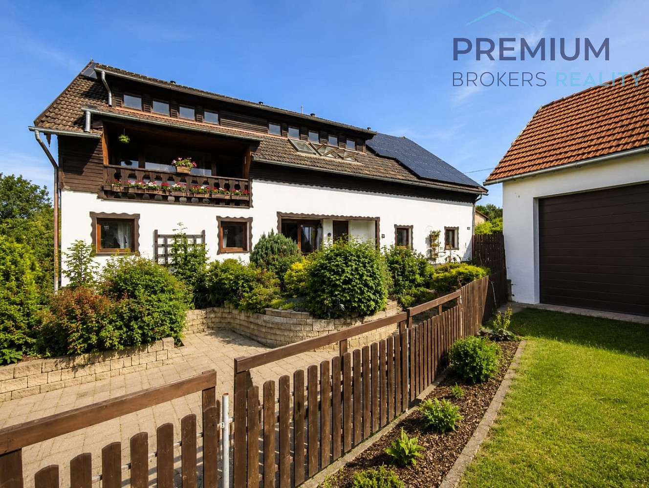 Prodej domu 440 m² s pozemkem 2 313 m² – fotografie 2