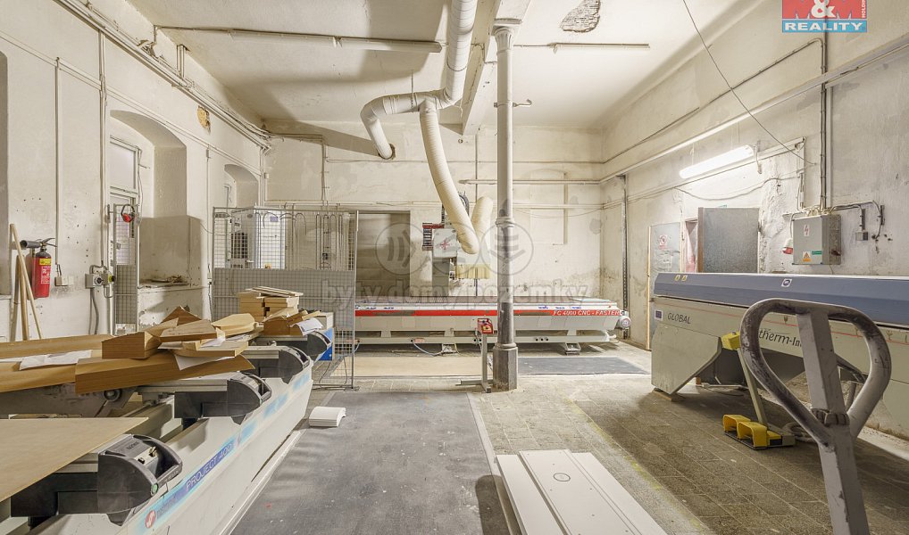 Prodej výrobních prostor 2 100 m², Karlovy Vary – náhled fotky 6
