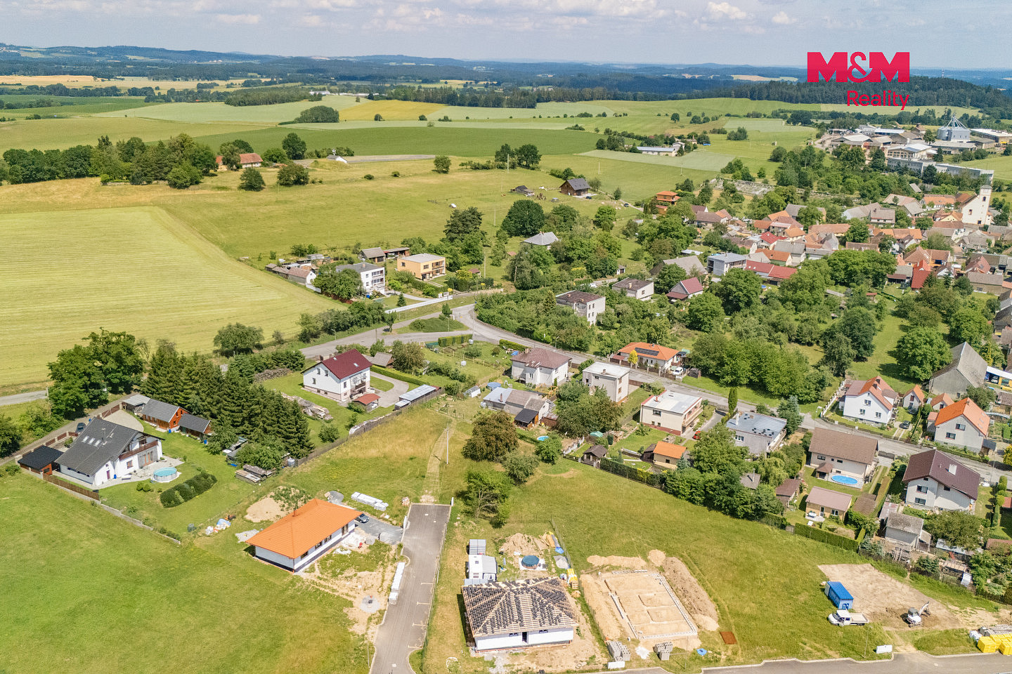 Prodej stavebního pozemku 1 009 m² – fotografie 5