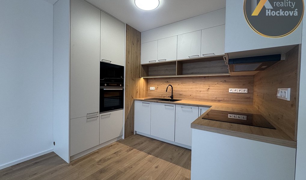 Pronájem bytu 2+kk, 59 m², Kladno
