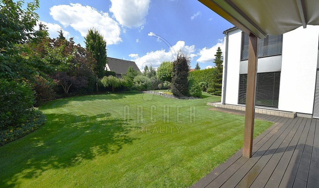 Prodej domu 301 m² s pozemkem 1 000 m², Mladá Boleslav – náhled fotky 2