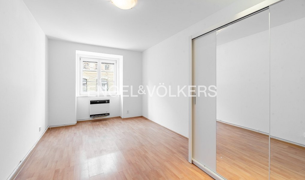 Pronájem bytu 2+1 46 m², Praha – náhled fotky 2
