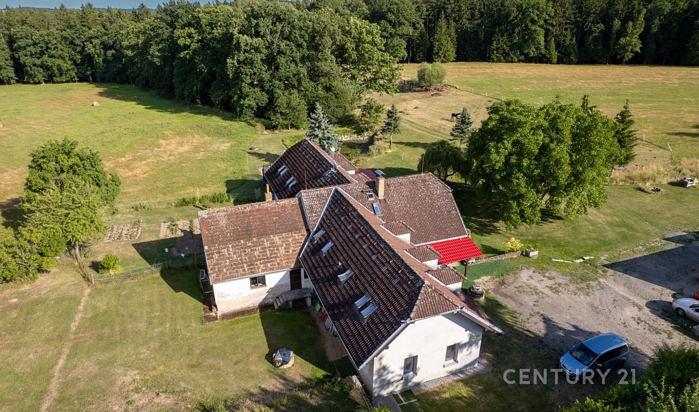 Prodej zemědělského objektu 600 m², Kamenný Újezd – náhled fotky 2